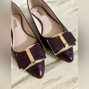 Louise et Cie Burgundy Snakeskin low heel shoes in Size 6 1/2M/36 1/2